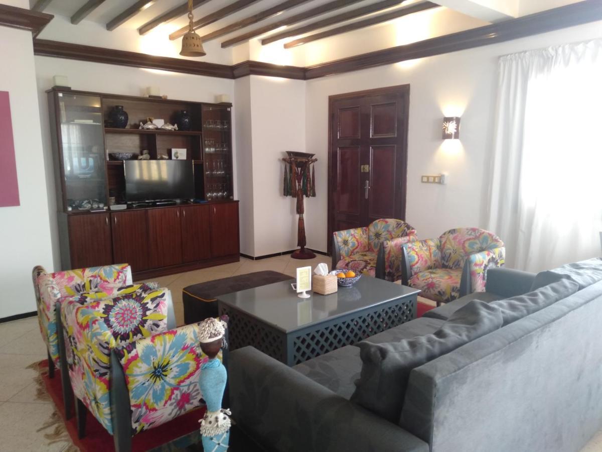 La Maison Jaune Dakhla Maison D'Hotes Buitenkant foto